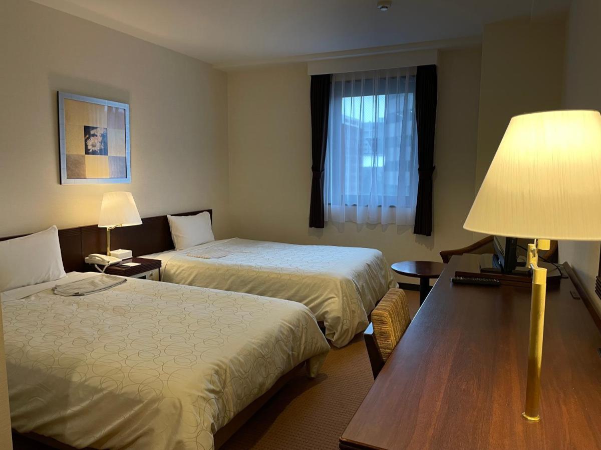 Hotel Courtland Наґано Екстер'єр фото