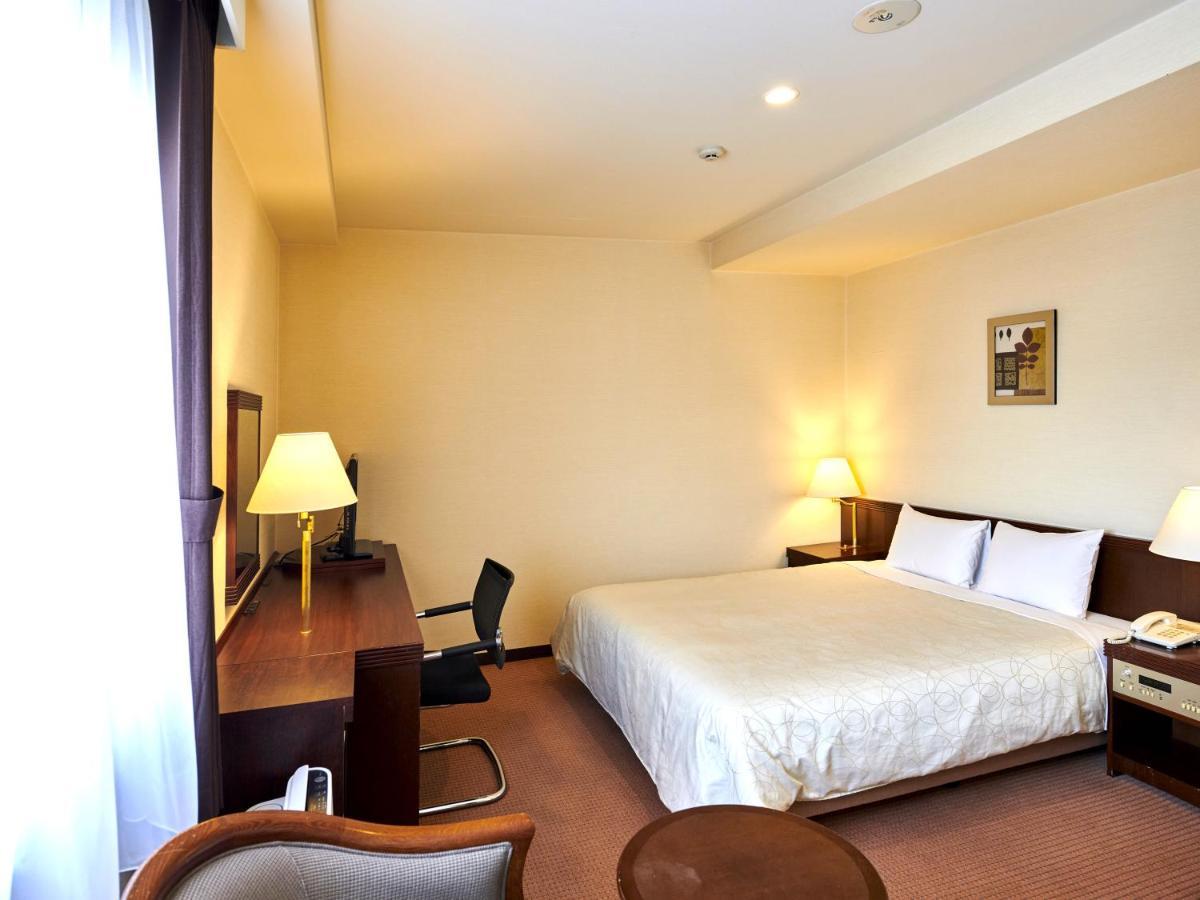 Hotel Courtland Наґано Екстер'єр фото